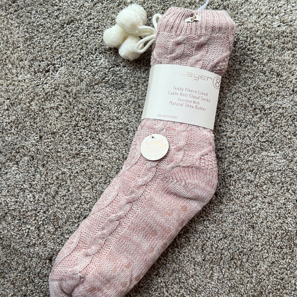 Layer 8 Soft Pink Cable Knit Socks